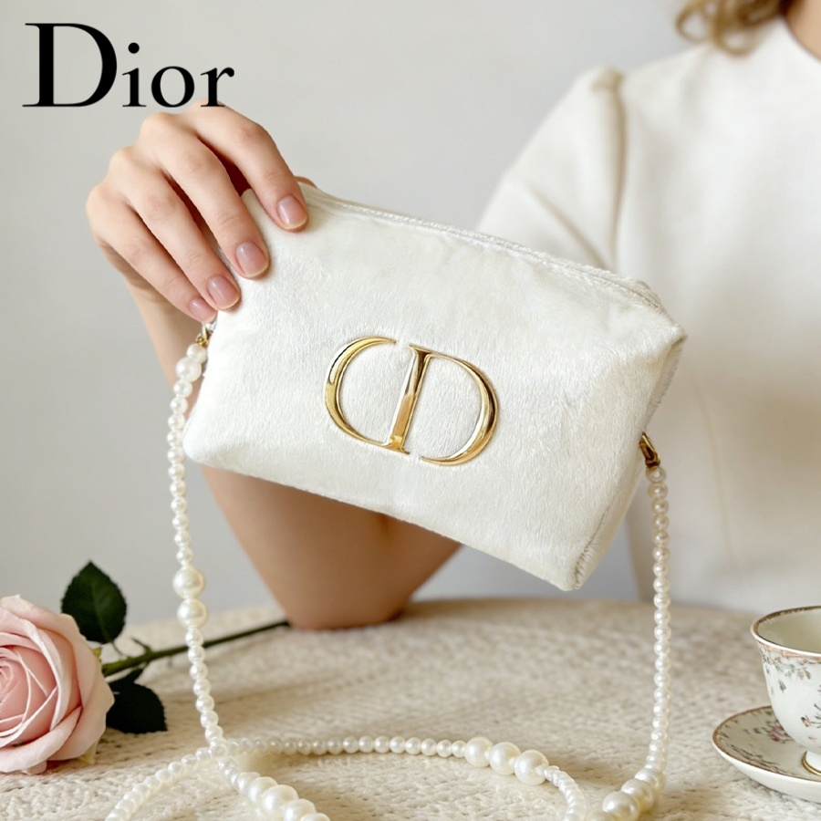 ディオールのバッグ ホワイトベルベット トラベルコスメティッ - Women Bags Dior のレビューと価格