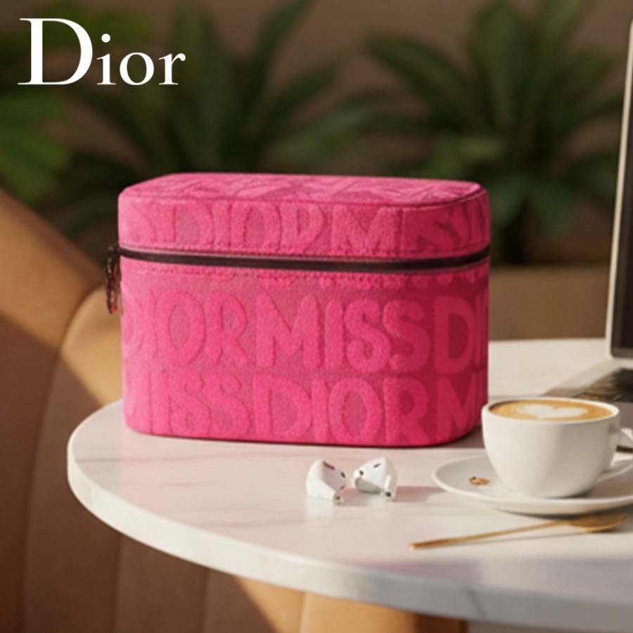 ディオールのバッグ ピンクの女性用化粧品バッグ ファッション - Women Bags Dior のレビューと価格